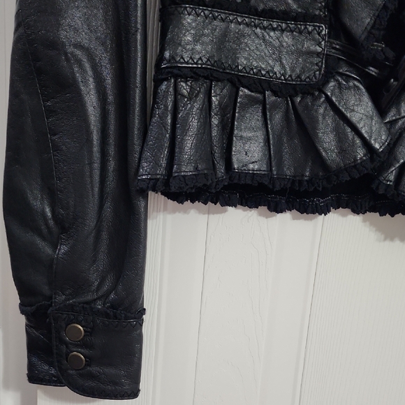 Moda International Black Ruffled Blazer - Picture 2 of 7